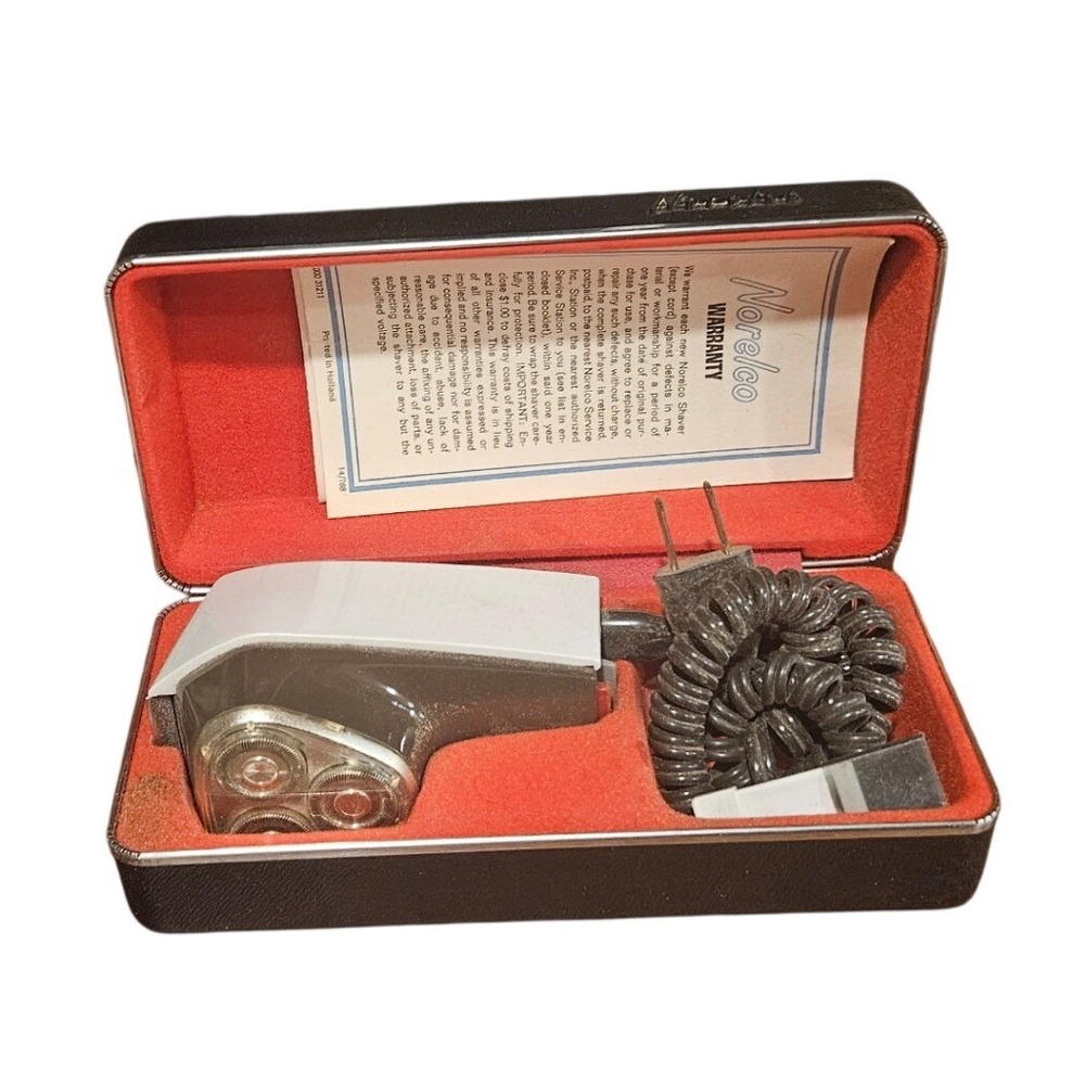 Vintage Norelco Electric Shaver Tripleheader With Case and Warranty Card